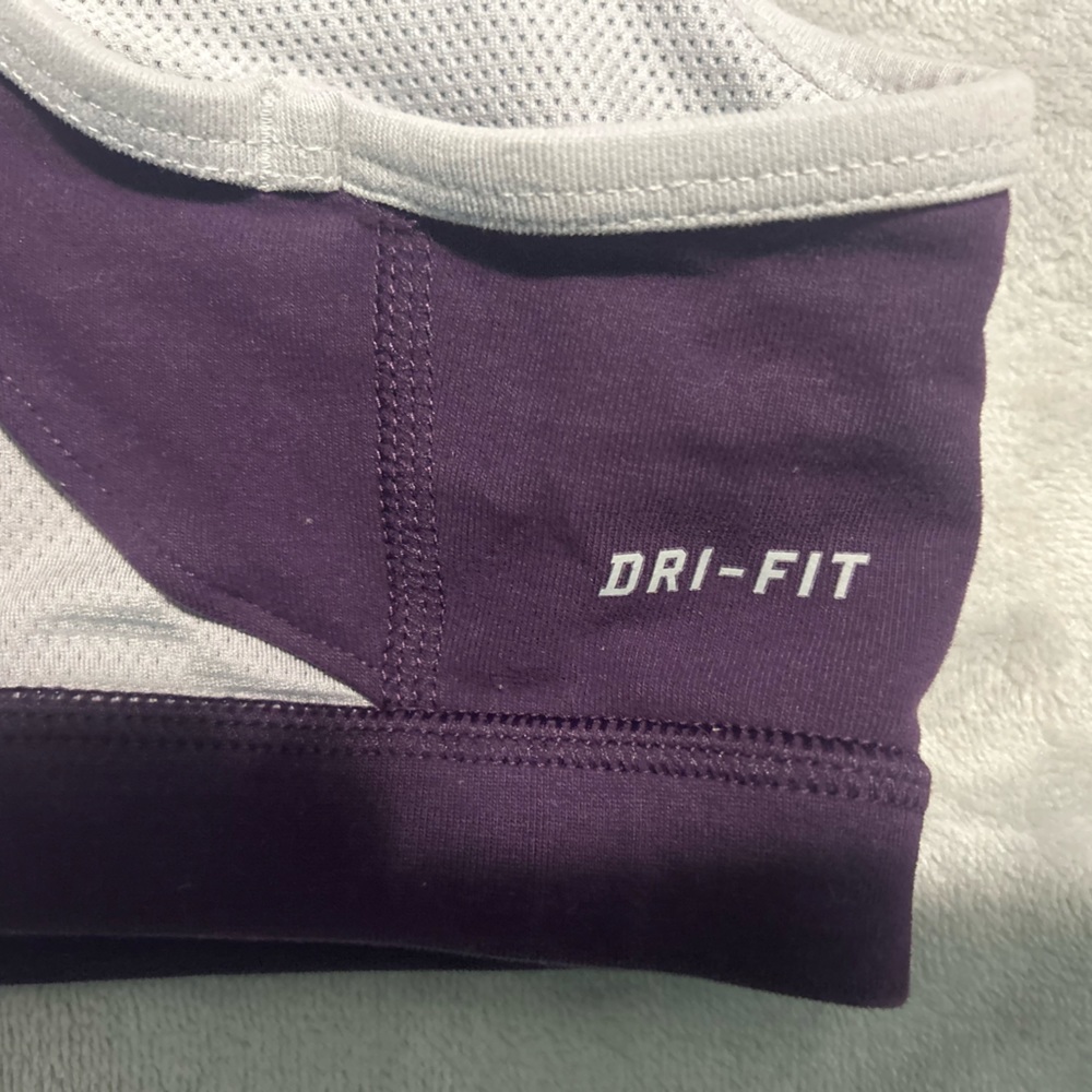 *4/$20* Nike Dri fit purple/gray reversible sports bra women’s size medium - Picture 4 of 6